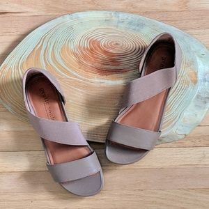 Gentle Souls leather sandal for J Jill